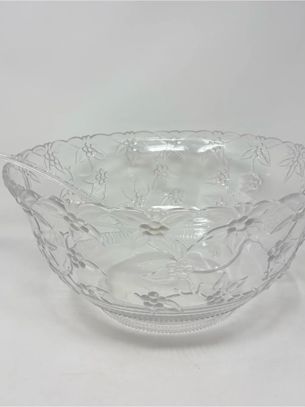 Regaline Clear Plastic 2pc Extra Large Mixing Bowl Serving Bowl 14” & Ladle USA